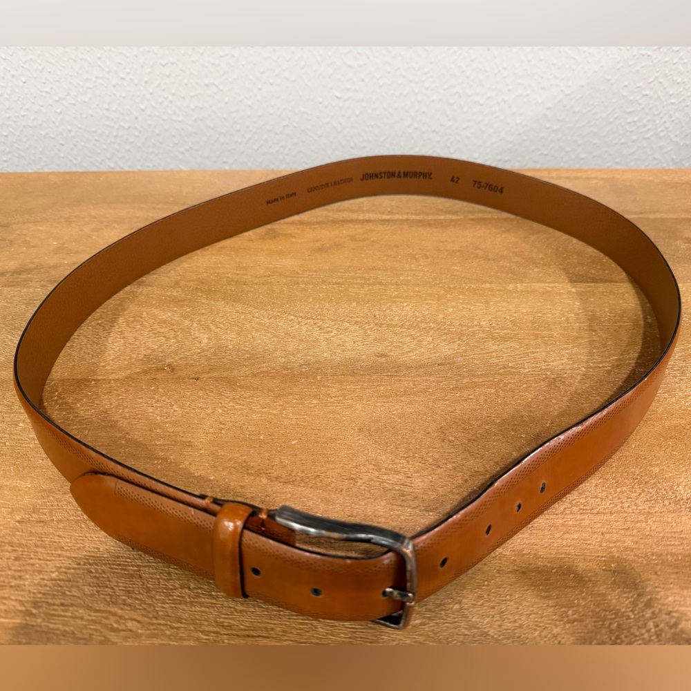 Johnston & Murphy Mens 42 Brown Belt Brushed gun Metal Buckle